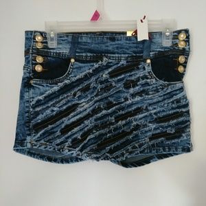 SHORTH/SKIRT NEW WITH TAGS